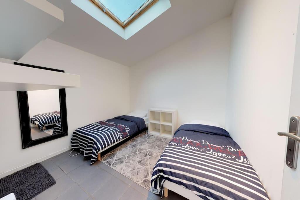 Maison Familiale En Pierre A 10 Min De Bordeaux Bassens  ภายนอก รูปภาพ