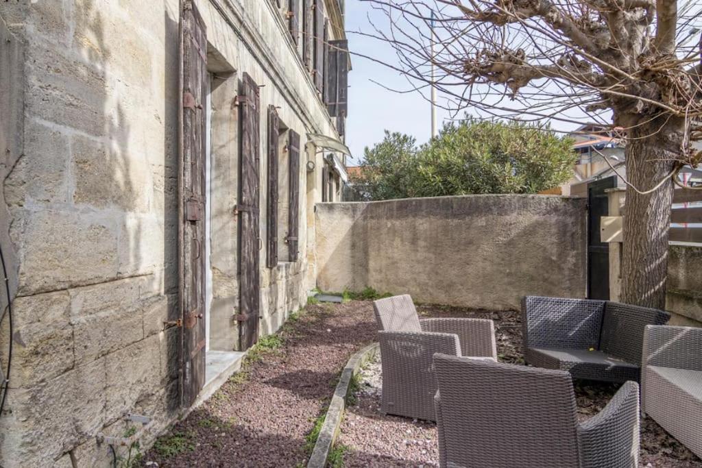 Maison Familiale En Pierre A 10 Min De Bordeaux Bassens  ภายนอก รูปภาพ
